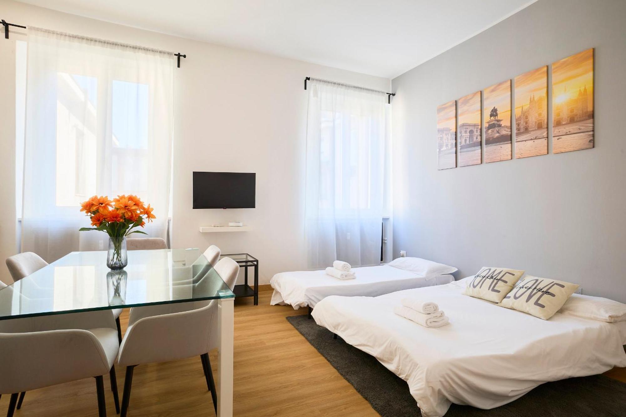 Duomo Charme Apartment Милано Екстериор снимка