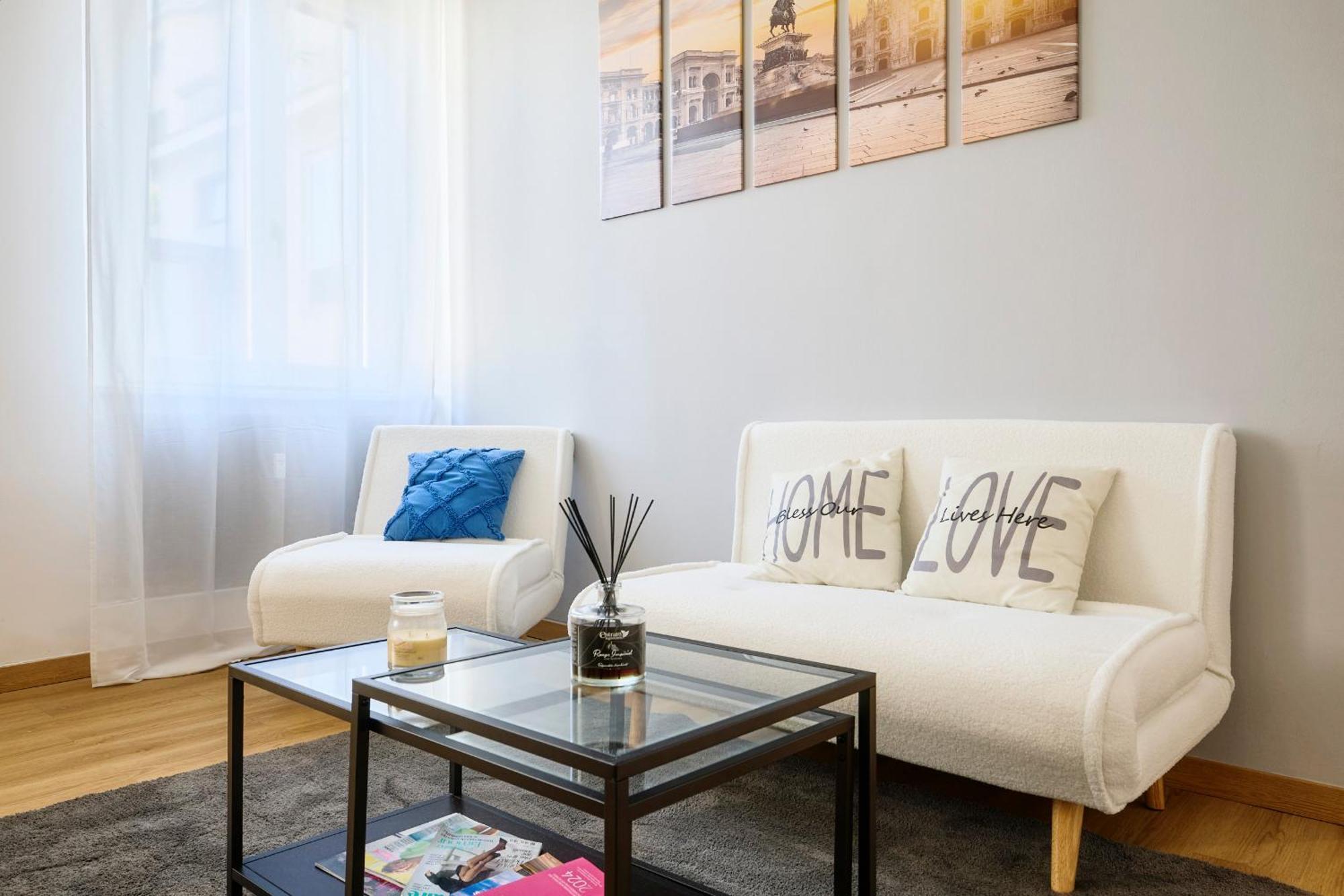 Duomo Charme Apartment Милано Екстериор снимка